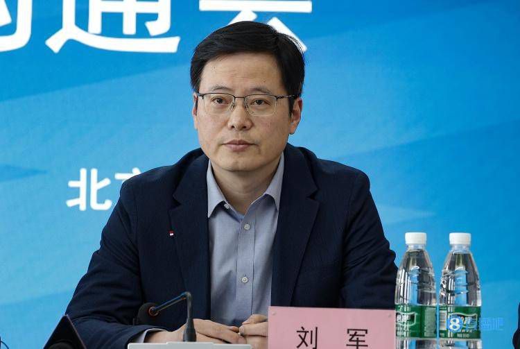 憋尿夹震蛋尿失禁h